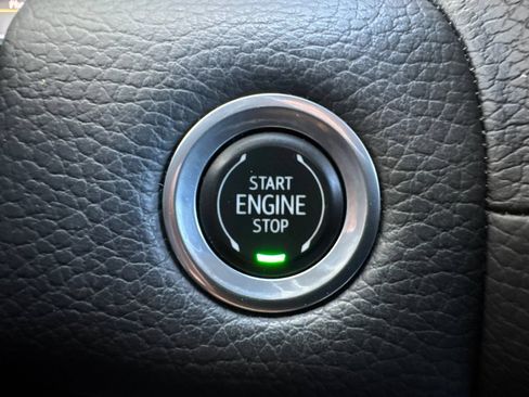 Used 2021 GMC Yukon Denali w/ Denali Premium Package AWD/4WD image 27
