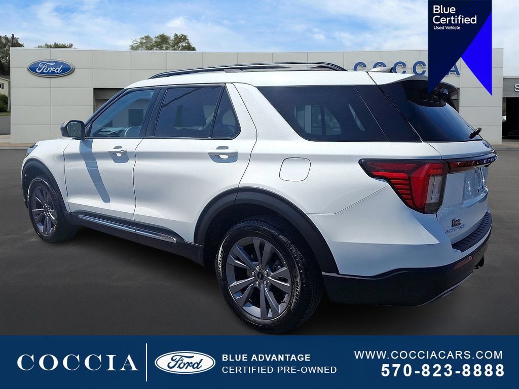 Certified 2025 Ford Explorer Active w/ Active Comfort Package AWD/4WD image 6