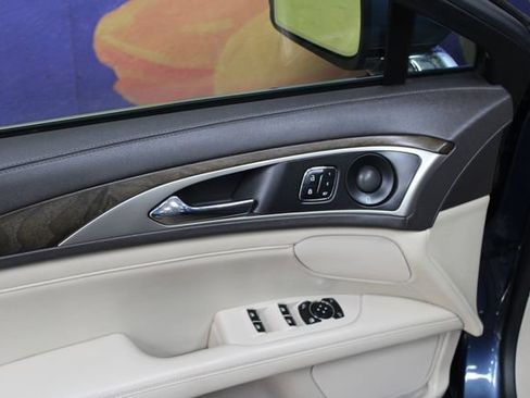 Used 2018 Lincoln MKZ Reserve w/ Climate Package AWD/4WD image 13