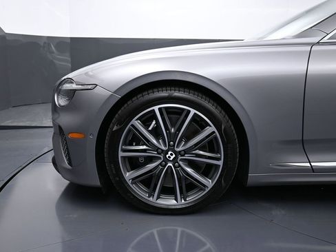 New 2026 Bentley Continental GTC image 12