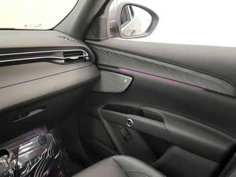 Used 2023 Maserati Grecale GT AWD/4WD image 23