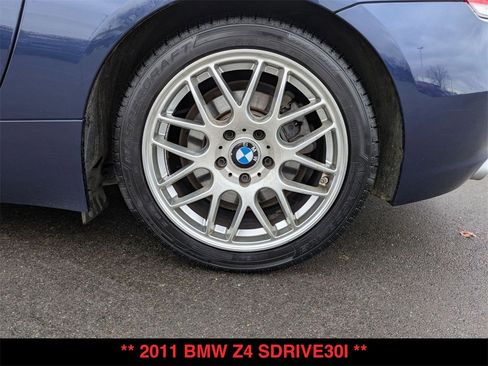 Used 2011 BMW Z4 sDrive30i image 22