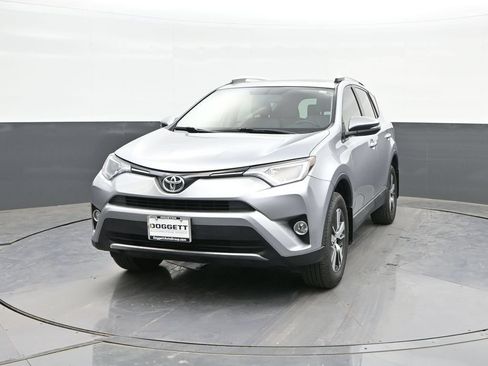 Used 2016 Toyota RAV4 XLE FWD image 26