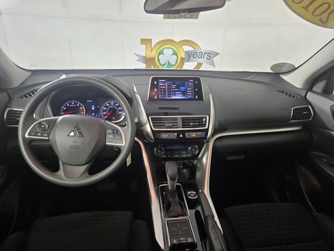 Used 2018 Mitsubishi Eclipse Cross LE AWD/4WD image 12