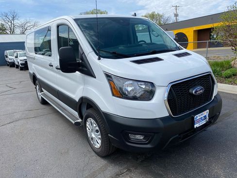 Used 2024 Ford Transit 250 Low Roof w/ Exterior Upgrade Package RWD image 3