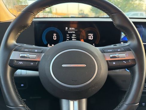 Used 2025 Hyundai Kona SEL image 10