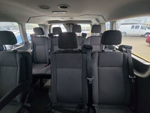 Used 2023 Ford Transit 350 XLT image 14