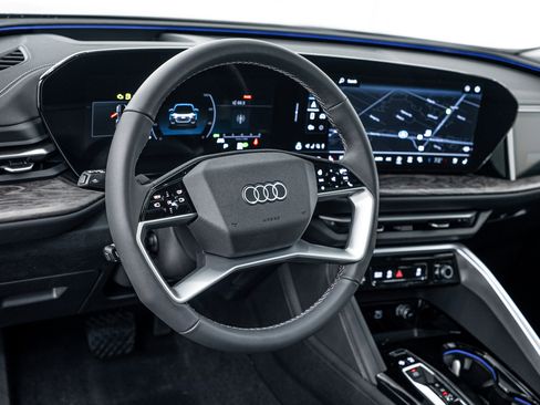 New 2025 Audi Q5 Prestige image 10