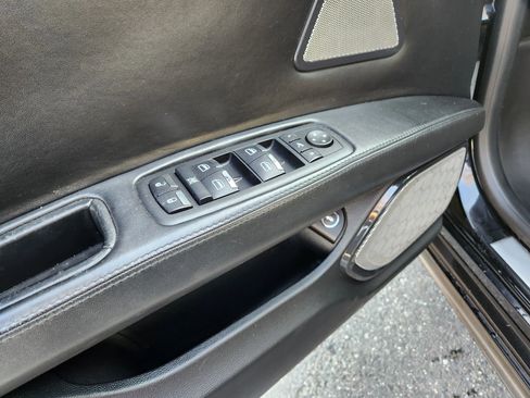 Used 2014 Maserati Quattroporte GTS image 25