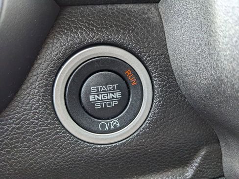 Used 2022 RAM 2500 Tradesman w/ Chrome Appearance Group image 47