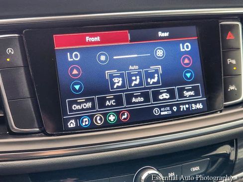 Used 2023 Buick Enclave Essence w/ Experience Buick Package FWD image 17