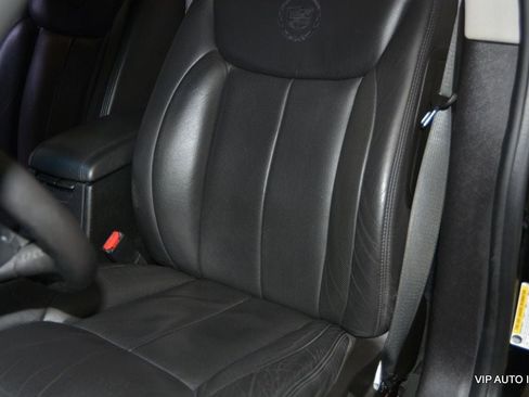 Used 2010 Cadillac DTS Premium w/ Driver Awareness Package image 15