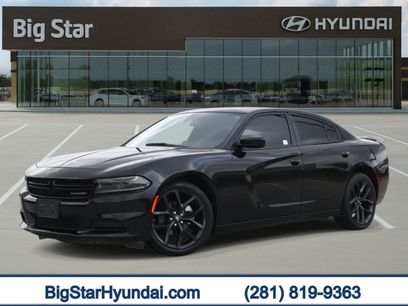 Used 2022 Dodge Charger SXT w/ Blacktop Package