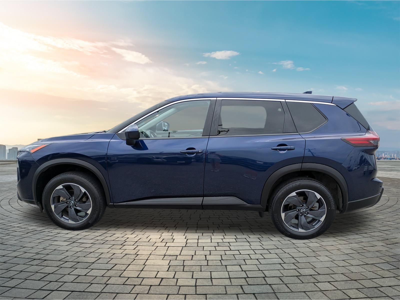 Certified 2025 Nissan Rogue SV FWD image 8