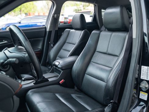 Used 2012 Honda Crosstour EX-L image 17
