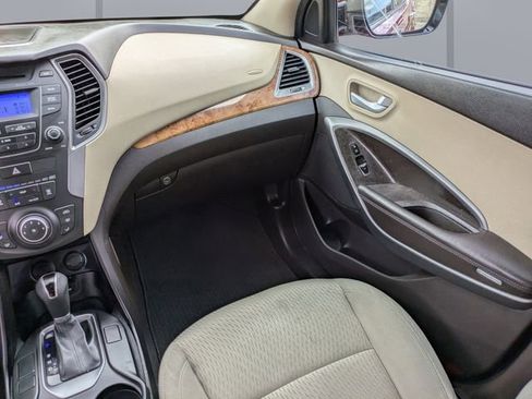 Used 2014 Hyundai Santa Fe Sport FWD image 17
