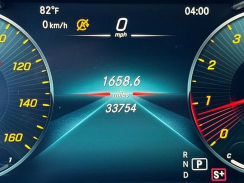 Used 2022 Mercedes-Benz GLC 300 image 31