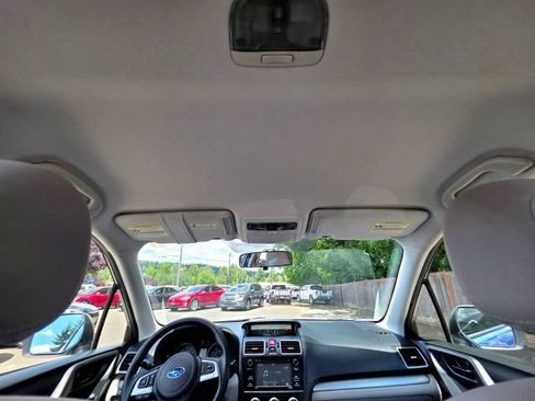 Used 2018 Subaru Forester 2.5i w/ Alloy Wheel Package AWD/4WD image 38