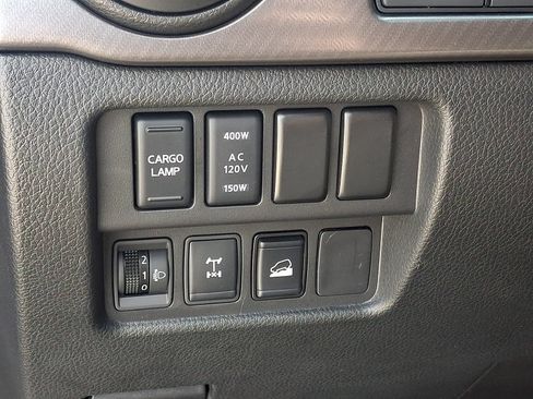 Used 2023 Nissan Titan PRO-4X w/ Pro-4x Convenience Package AWD/4WD image 27