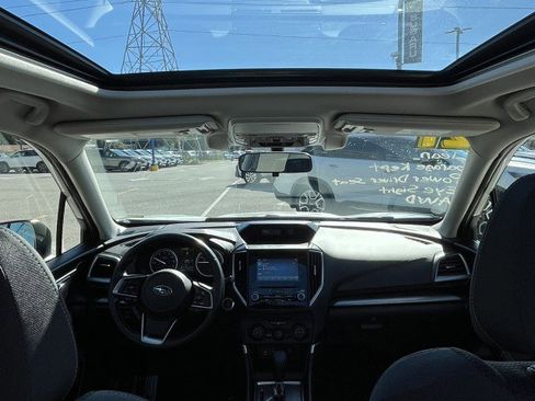Used 2021 Subaru Forester Premium image 13