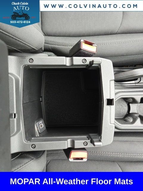Used 2023 Jeep Wrangler Unlimited w/ Cold Weather Group AWD/4WD image 29