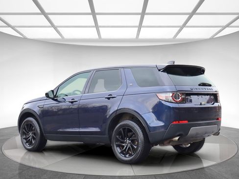 Used 2019 Land Rover Discovery Sport HSE AWD/4WD image 6