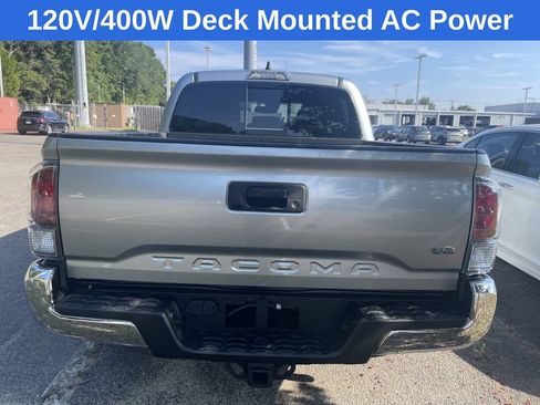 Used 2022 Toyota Tacoma TRD Off-Road RWD image 5