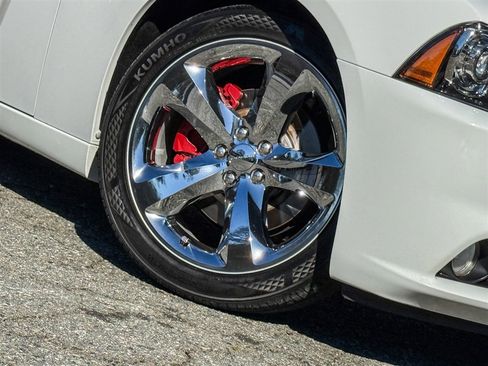 Used 2014 Dodge Charger R/T image 29