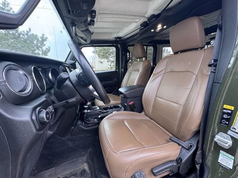 Used 2021 Jeep Wrangler Unlimited Sahara w/ Uconnect 4C Nav & Sound Group image 13