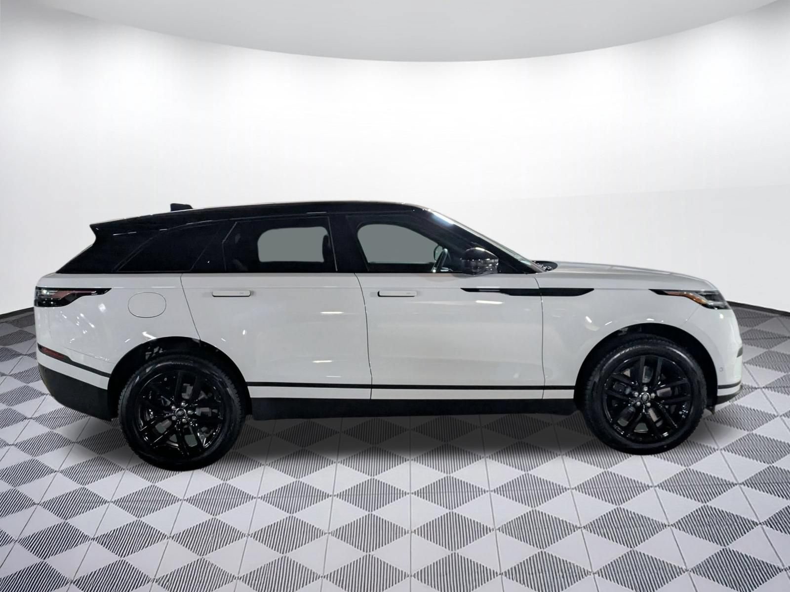 New 2026 Land Rover Range Rover Velar S AWD/4WD image 11