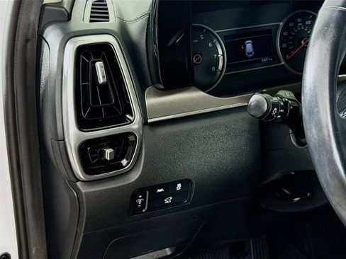 Used 2022 Kia Sorento SX image 10