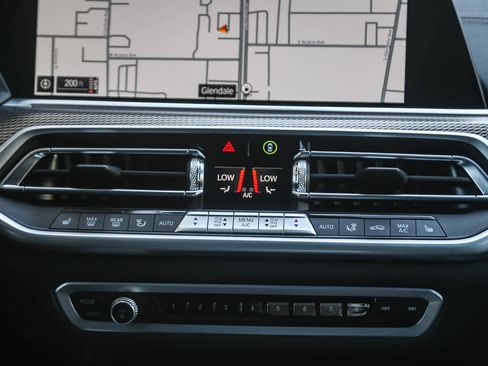 Certified 2023 BMW X6 xDrive40i w/ M Sport Package image 10