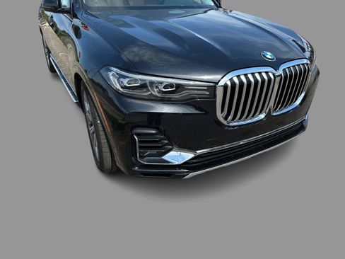 Used 2021 BMW X7 xDrive40i w/ Executive Package AWD/4WD image 42