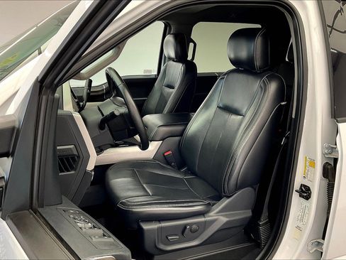 Used 2020 Ford F250 Lariat w/ Lariat Value Package image 17