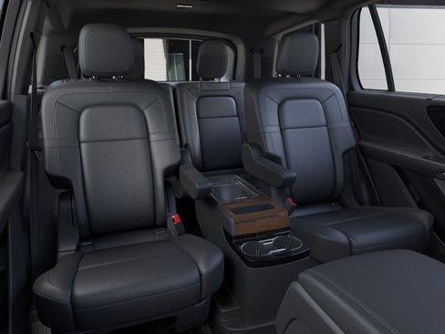 New 2026 Lincoln Aviator Reserve image 11