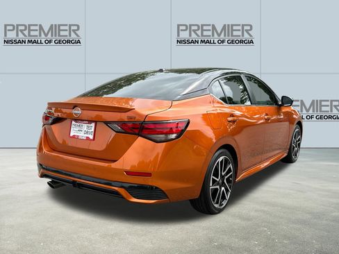 Certified 2025 Nissan Sentra SR w/ SR Premium Package FWD image 4