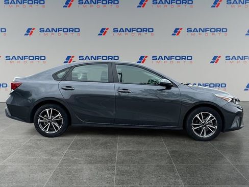 Used 2023 Kia Forte LXS FWD image 6