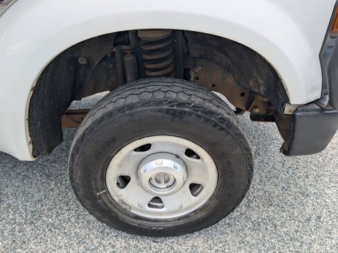 Used 2008 Ford F350 XL AWD/4WD image 4