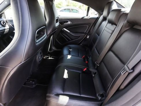 Used 2018 Mercedes-Benz CLA 250 4MATIC image 42