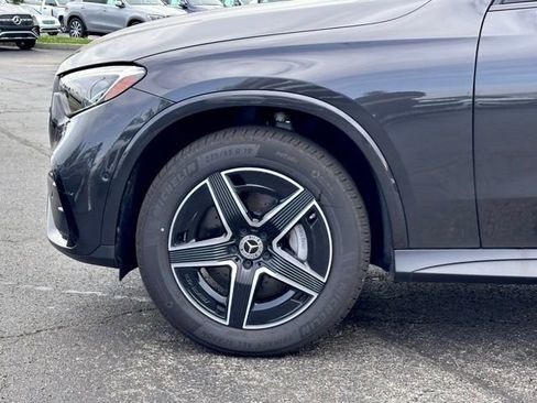 Used 2026 Mercedes-Benz GLC 300 4MATIC image 9