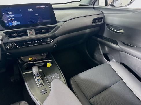 Used 2025 Lexus UX 300h AWD w/ Accessory Package (Z1) image 24
