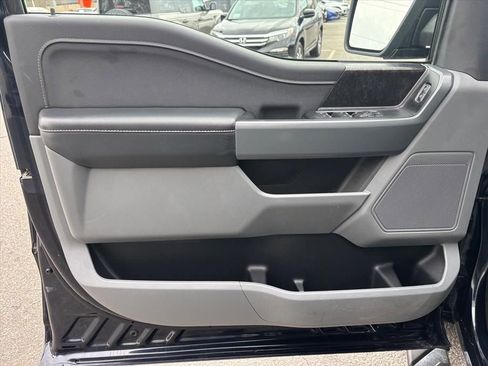 Used 2022 Ford F150 XLT w/ Equipment Group 302A High image 9