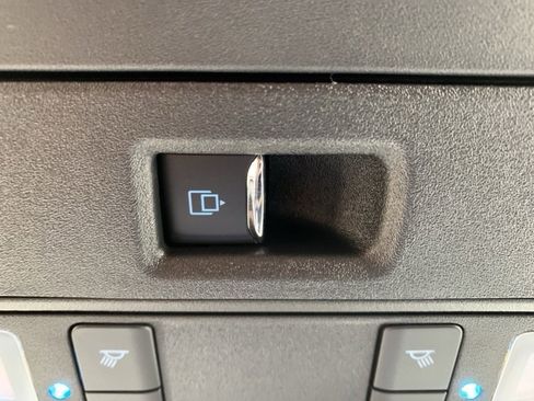 New 2025 Ford F150 XLT w/ Equipment Group 302A MID image 37