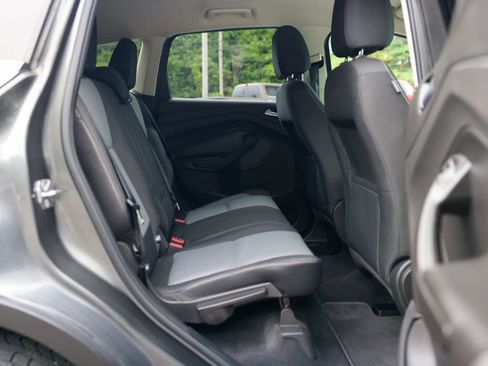 Used 2017 Ford Escape SE AWD/4WD image 13