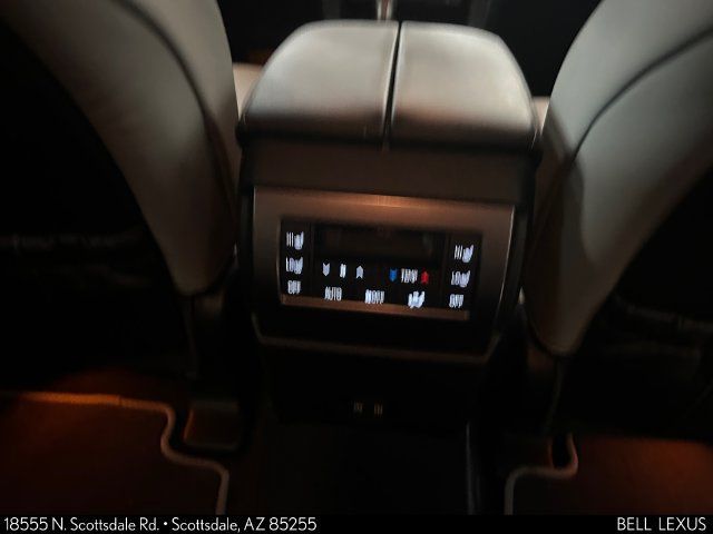 Used 2023 Lexus GX 460 w/ Black Line Special Edition AWD/4WD image 16