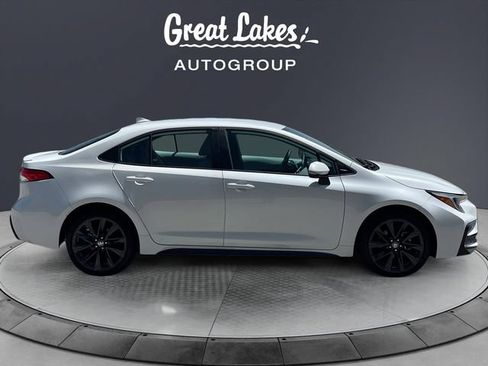 Used 2024 Toyota Corolla SE FWD image 6
