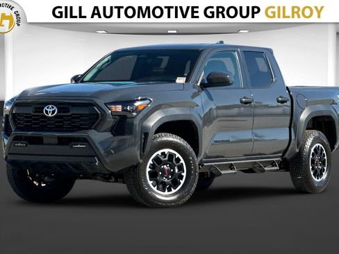 Used 2025 Toyota Tacoma TRD Off-Road image 1