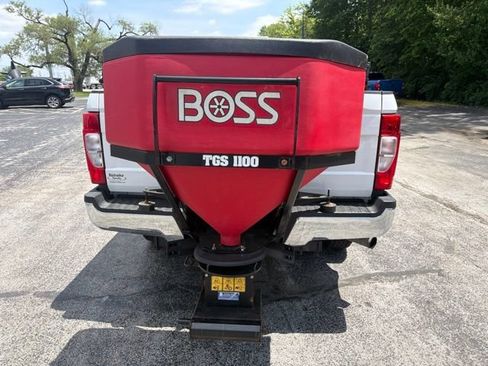 Used 2022 Ford F250 XL w/ Power Equipment Group AWD/4WD image 7