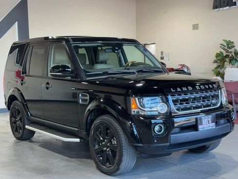 Used 2015 Land Rover LR4 HSE AWD/4WD image 3