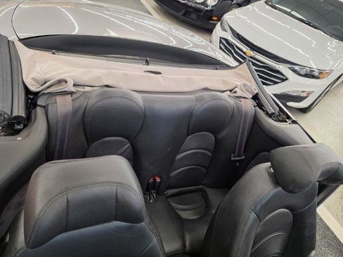 Used 2001 Jaguar XKR Convertible RWD image 39